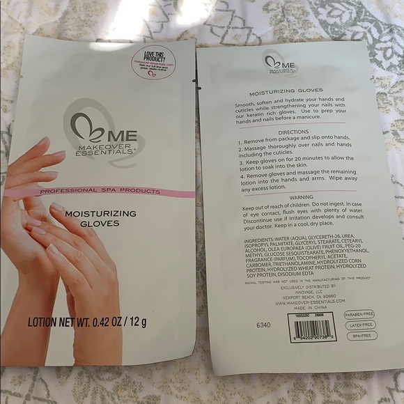 Me make over essentials moisturizing gloves - Picture 2 of 2